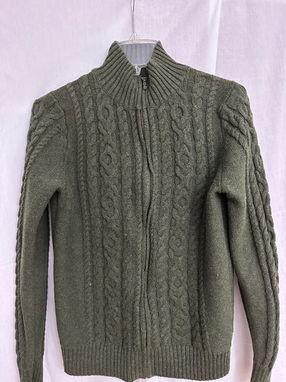 L.L.Bean, M, dark green sweater
